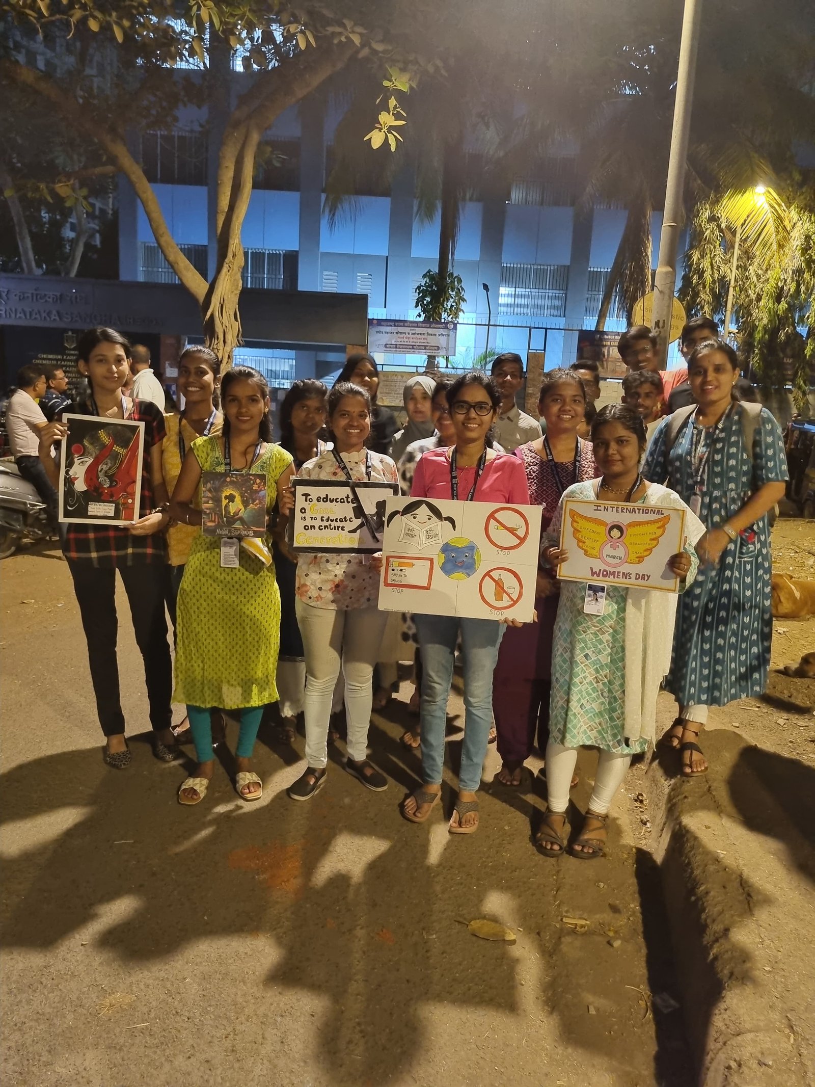 Chembur Karnataka Night College Sharing and Caring